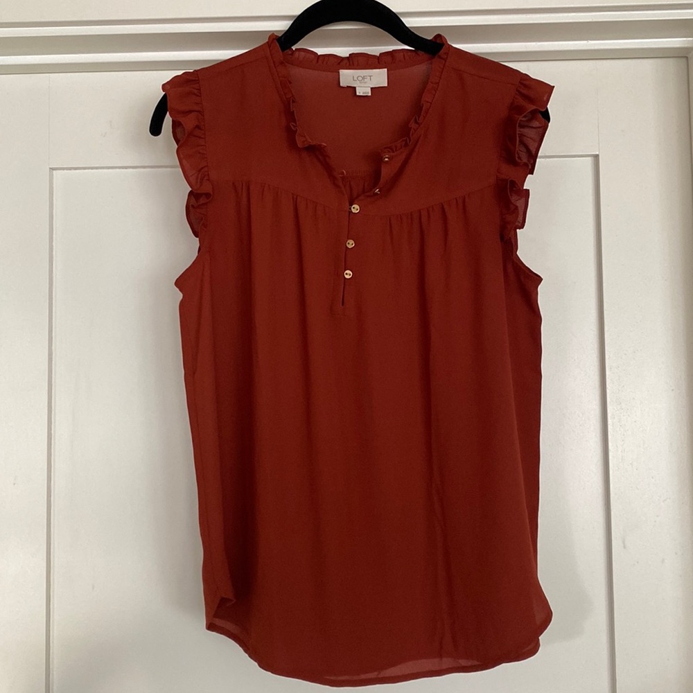 Adorable Sleeveless Blouse